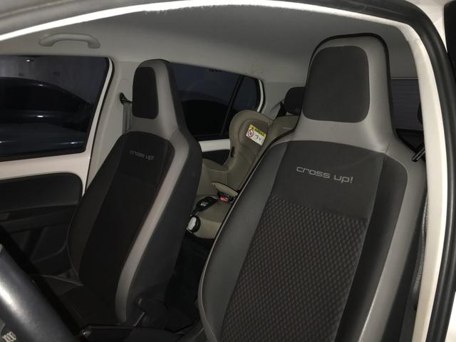 Vw Up Cross TSI 16/17 - Foto 11