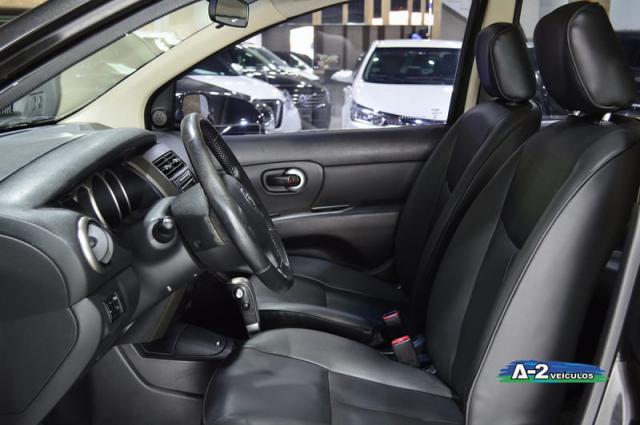 NISSAN LIVINA SL 1.8 16V AUT. FLEX 4P - Foto 3
