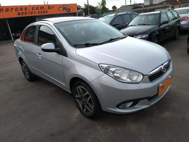 FIAT GRAND SIENA ESSENCE DUAL 1.6 FLEX 2013 com Teto Solar - Foto 4