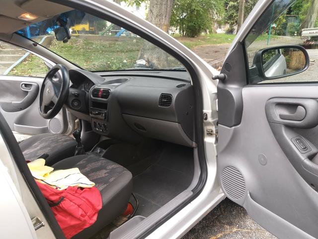 Corsa 1.0 vhc.?completo com GNV - Foto 7