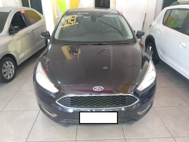 FORD FOCUS SEDAN SE 2.0 COMPLETO COM ENTRADA+PARCELAS DE 999,00 AO MÊS*