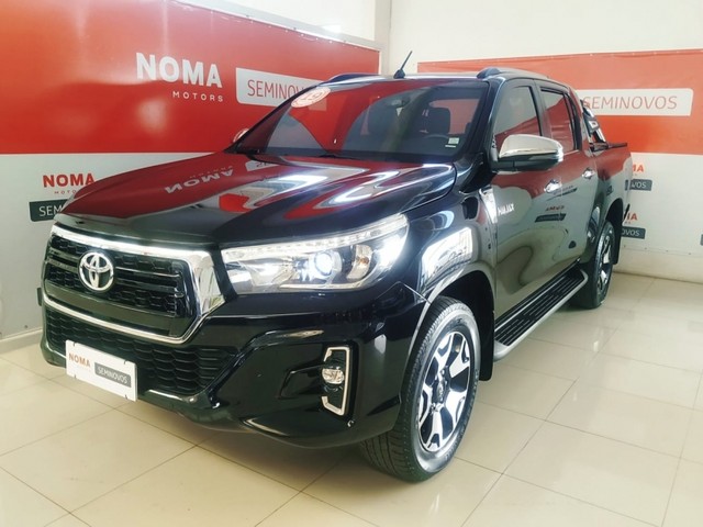 TOYOTA HILUX CABINE DUPLA SRX 4X4 4P