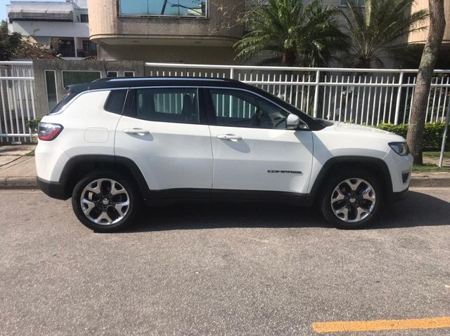 JEEP COMPASS LIMITED F 17/18 FLEX
