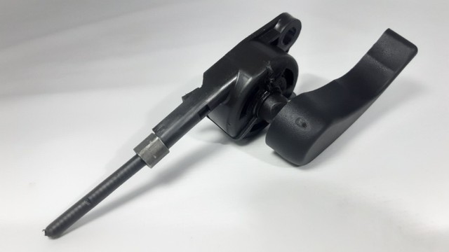 Alavanca Do Capô Renault Duster 2020 - Foto 4