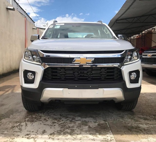 S10 PRONTA PARA NEGÓCIO