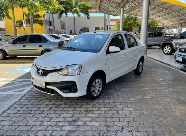 ETIOS SEDAN 1.5 X 2018