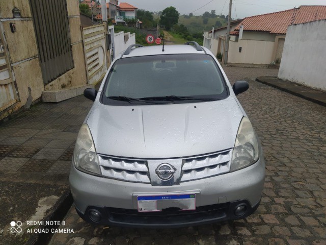 Vendo Livina 2011