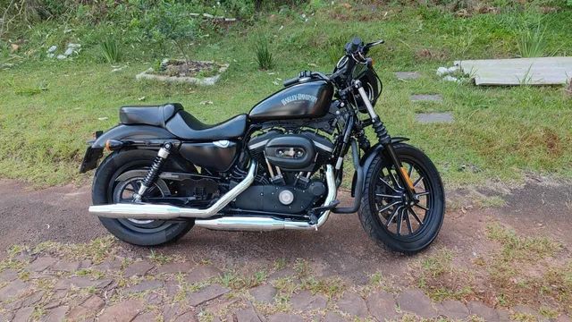 Harley Davidson - Sportster XL 883N Iron