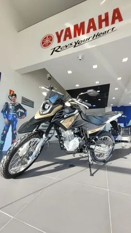 Yamaha Crosser 150 chega na versão 2024 sem grandes mudanças