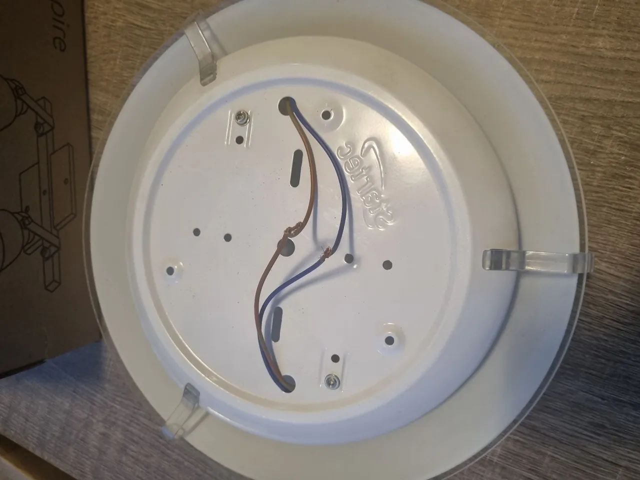 Paflon (Luminária  de teto) da Barbie com 2 lâmpadas  - Foto 2