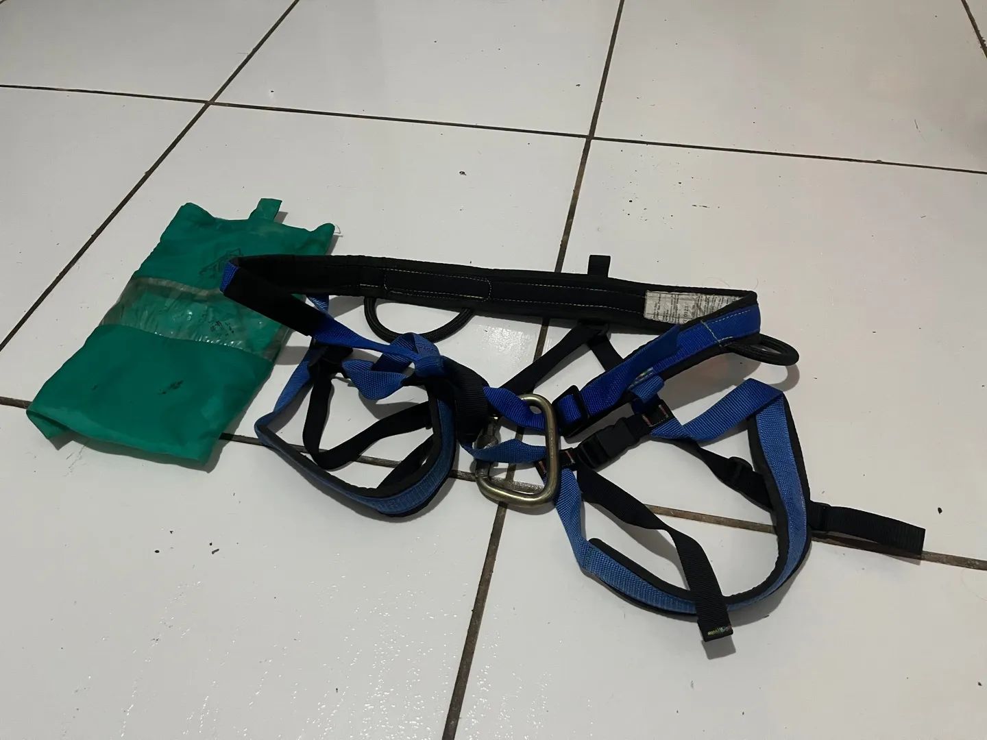 Cadeirinha de Escalada Camp Ajustável - Foto 2