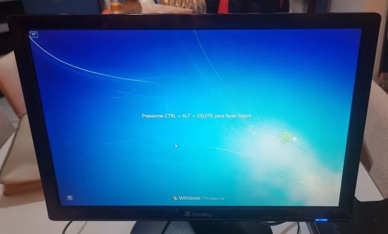Monitor 19 polegadas tela rotativa - Foto 5