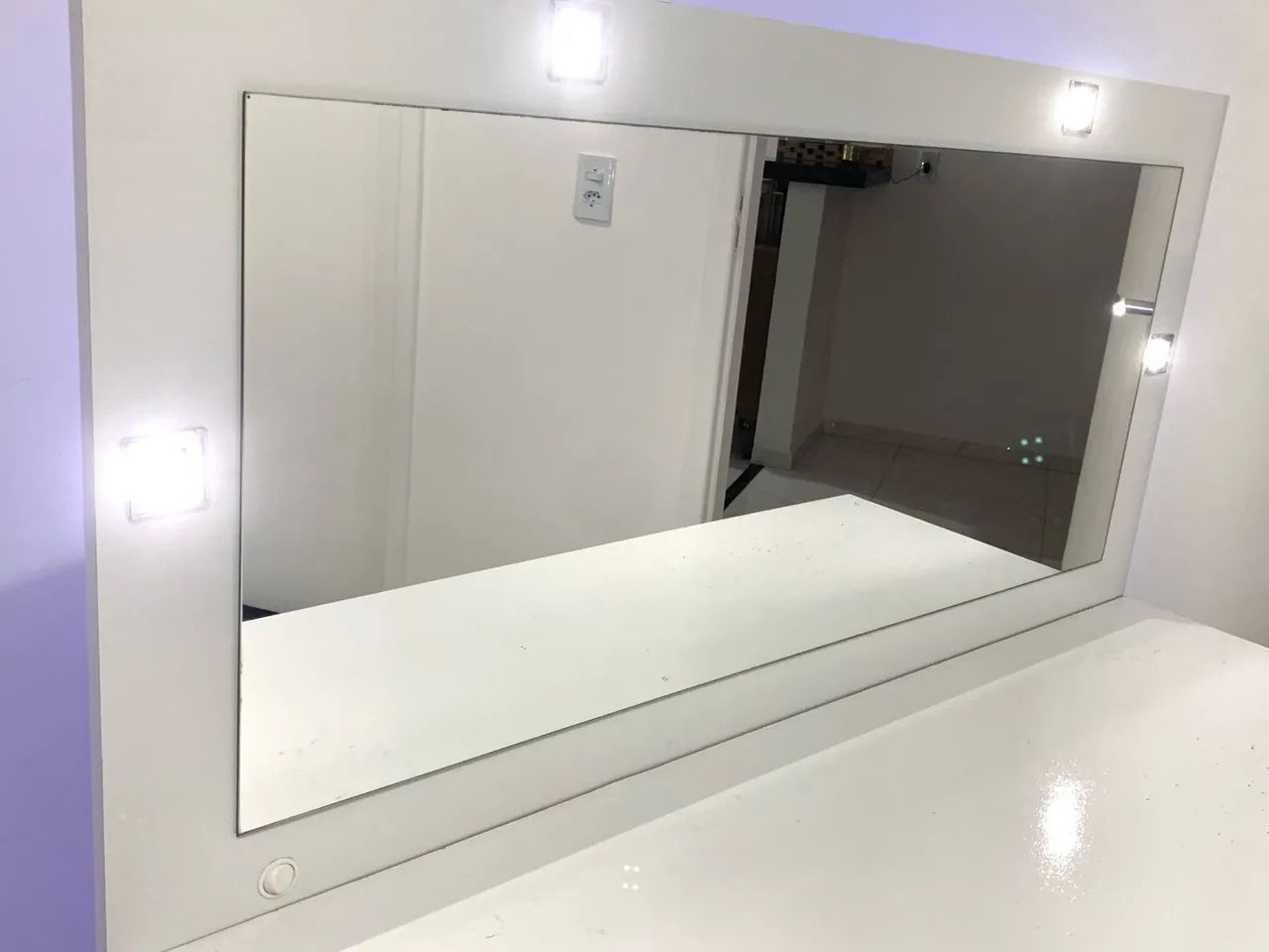 Penteadeira Branca com Leds  - Foto 3