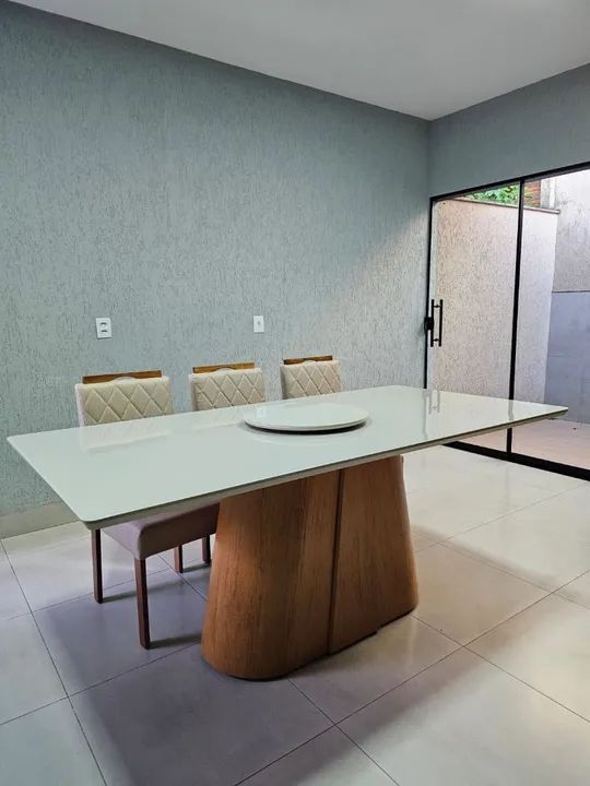 Mesa de Jantar em Madeira - 8 Cadeiras de madeira  - Foto 3