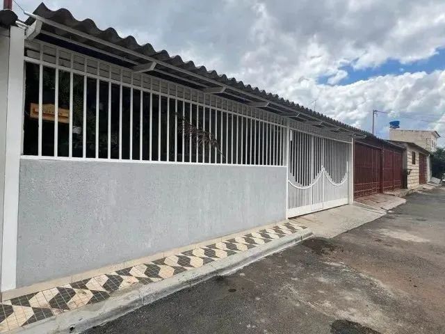 Vendo excelente casa em Taguatinga Norte 
