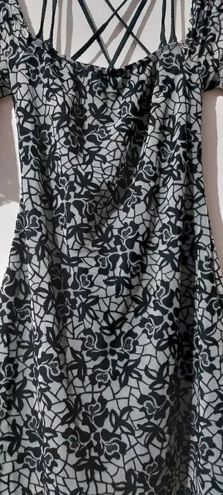 Vestido preto com renda Planet Girls M - Foto 5
