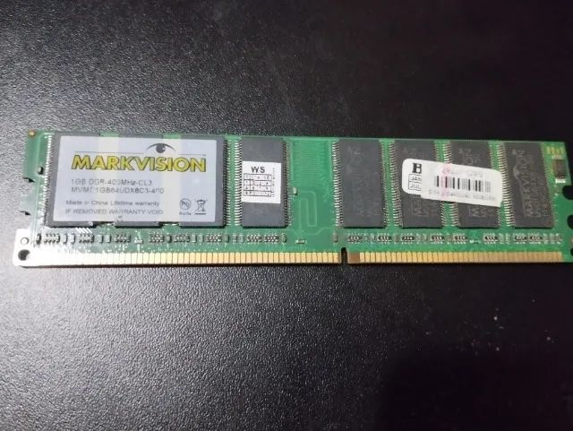 Memória DDR400 1GB