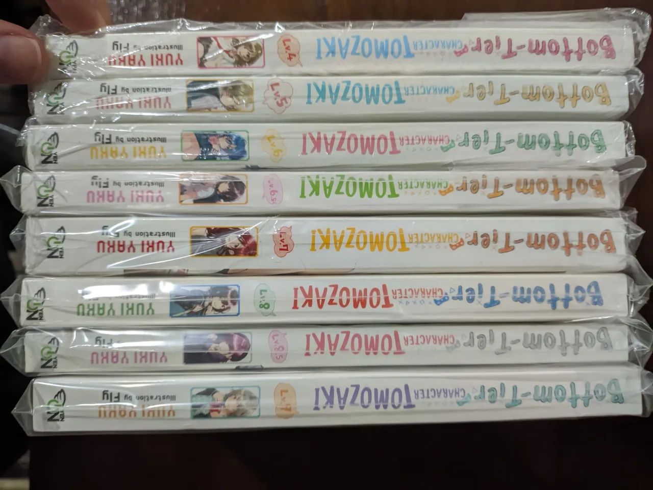 Light Novel Bottom-Tier Tomozako-kun - Foto 2