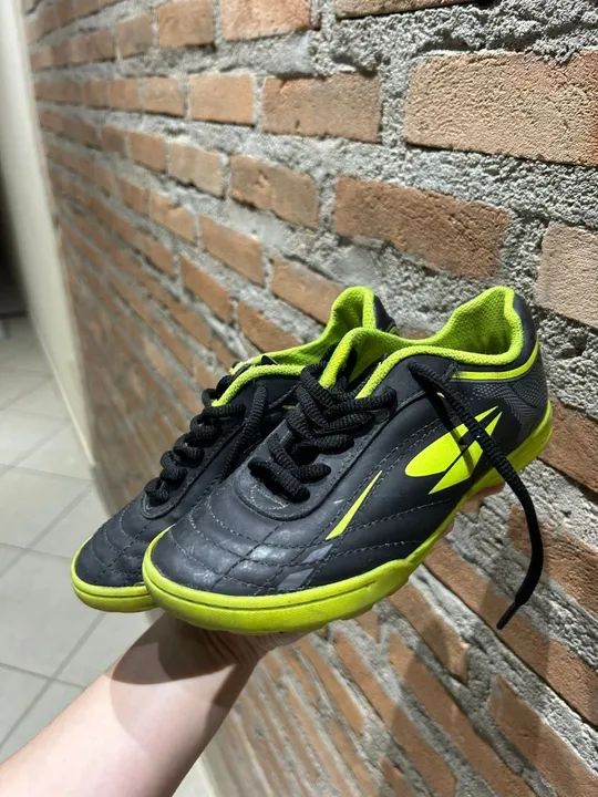 Chuteira society usada número 32 - Foto 4