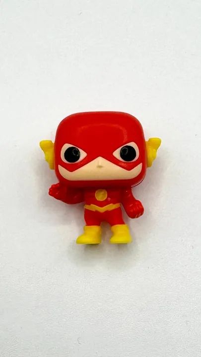 Kinder Joy DC Funko Pop Flash