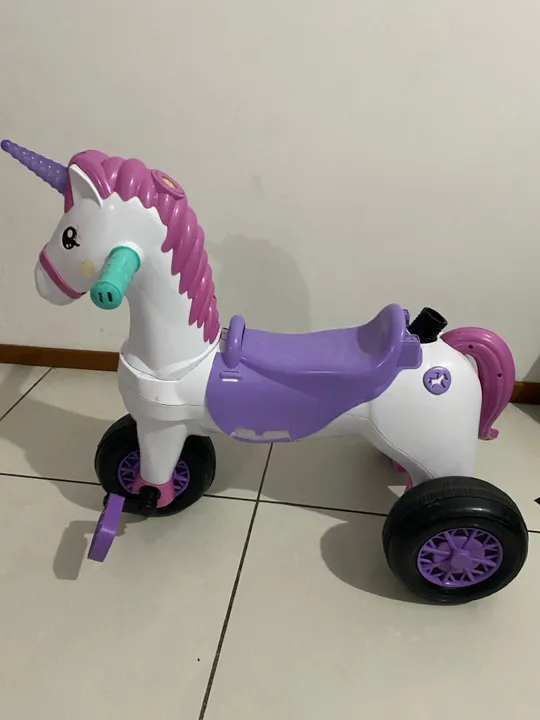 Triciclo unicórnio