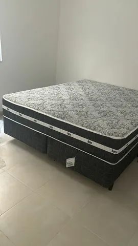 Base Queem com colchão de mola ensacada anjos 