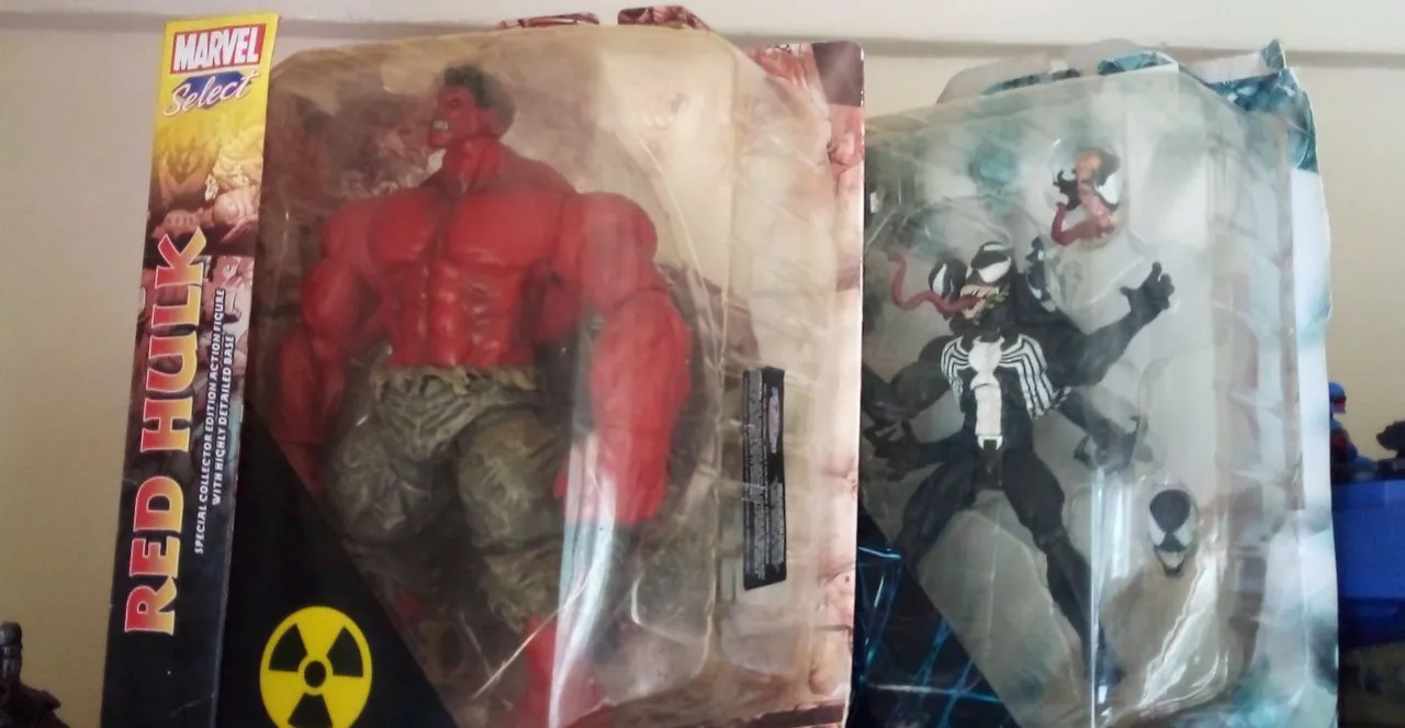 Coleção de figuras de ação Select Select (action figure Marvel Venon Hulk Aranha)