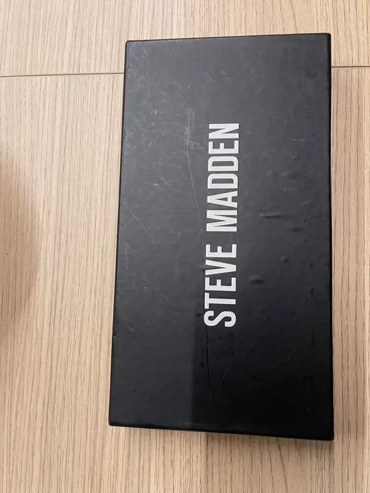Carteira Steve Madden Couro Genuíno com chaveiro - Foto 3