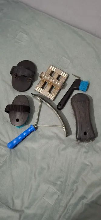 Kit de escovas e raspadeiras