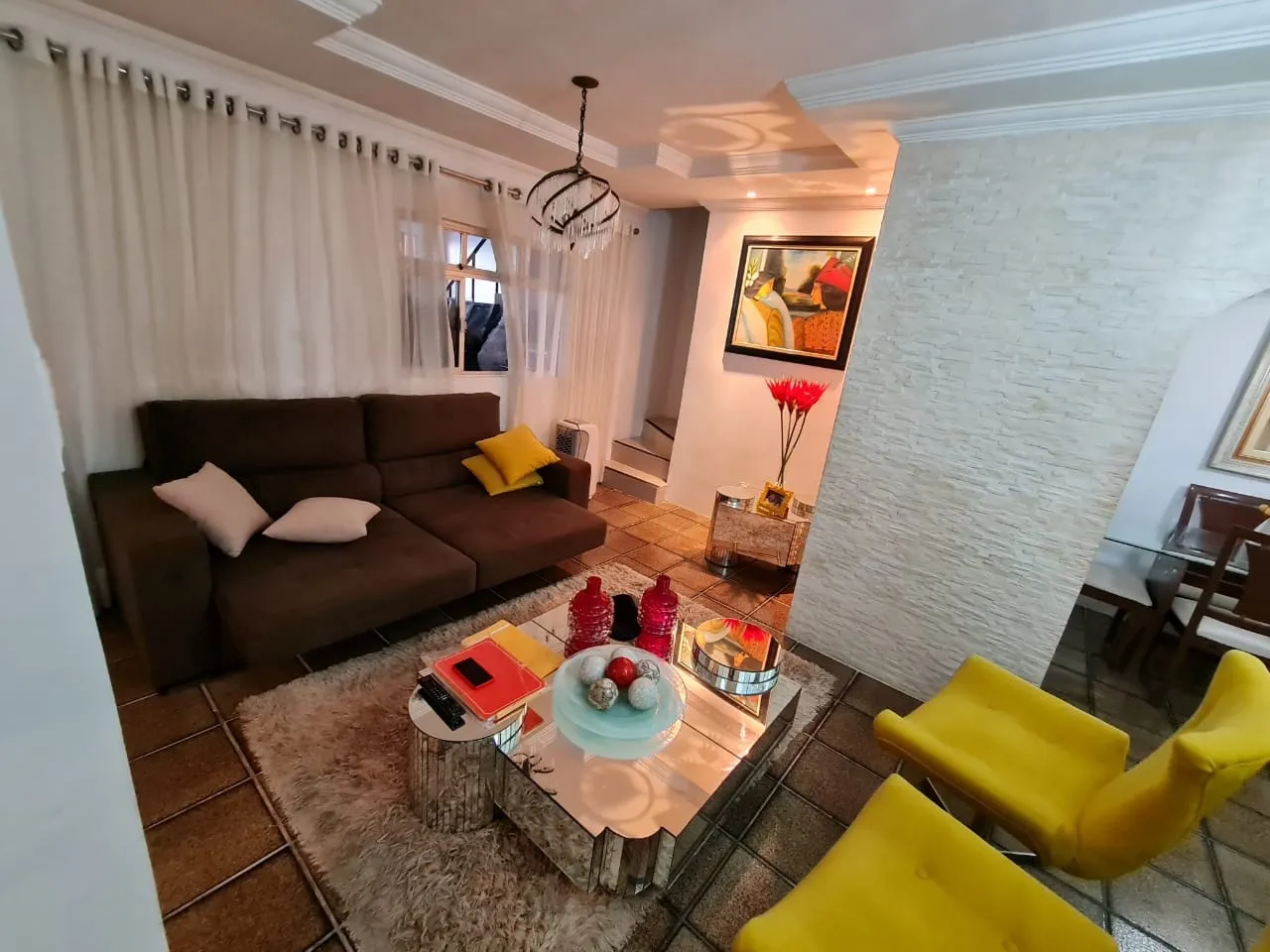Ótima casa de 140 metros quadrados com suíte master próximo ao shopping Rio mar