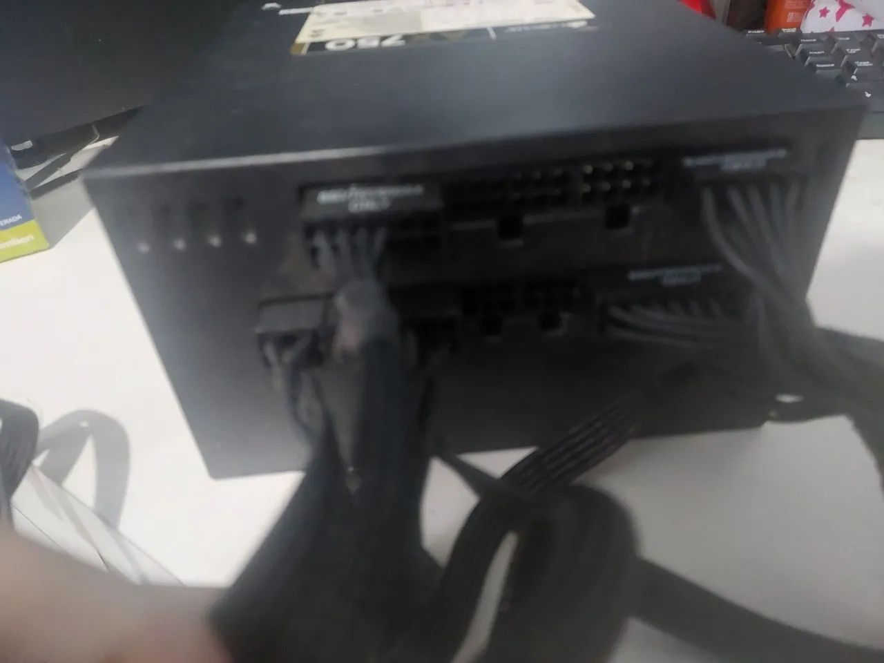 Fonte Corsair AX750 e Placa mãe h110m  - Foto 3