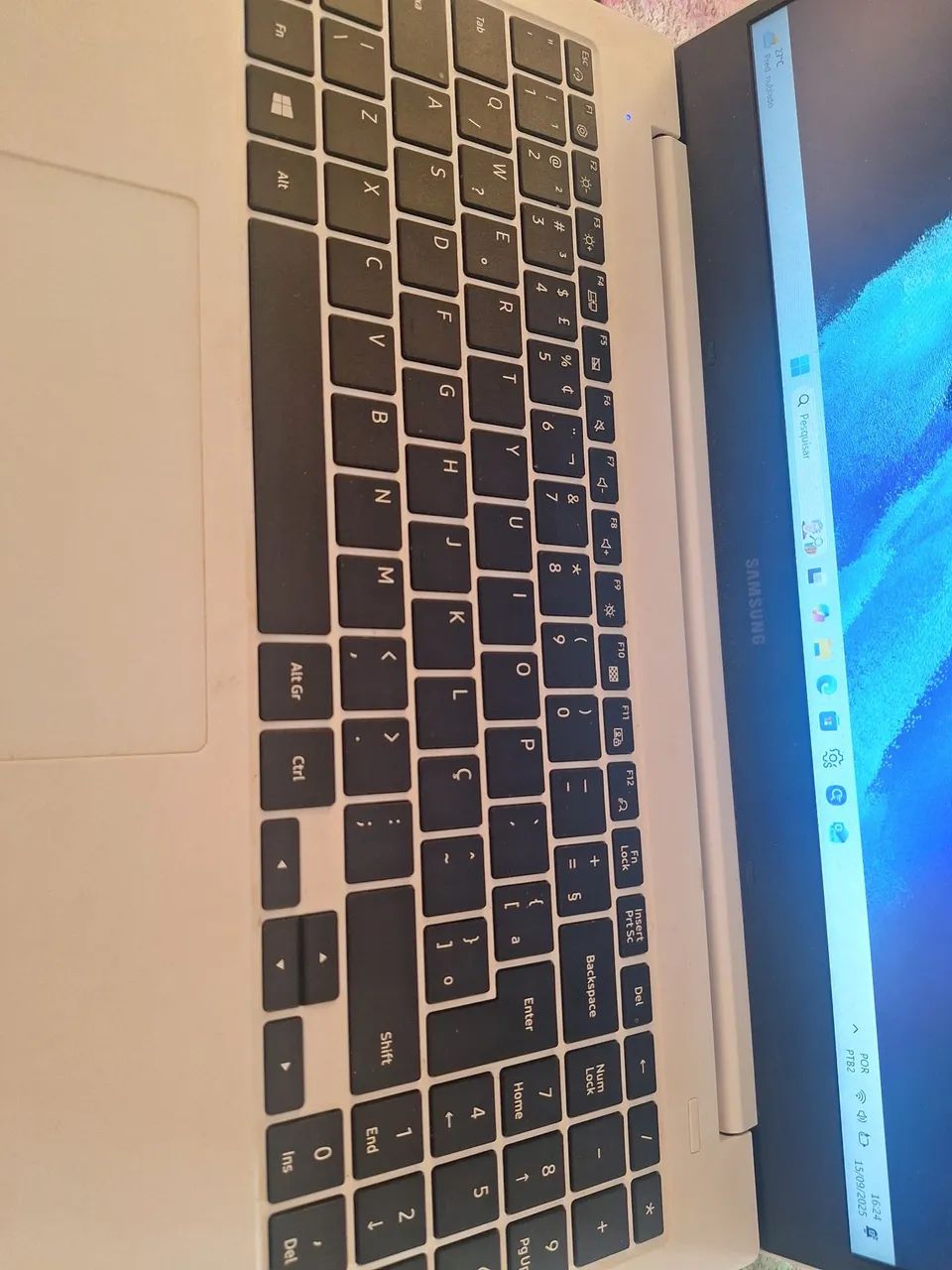 Samsung Book64302536050818122