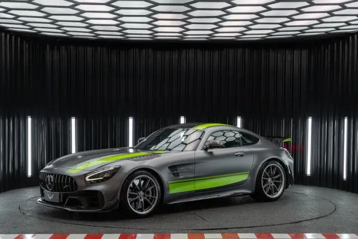 Mercedes-Benz GT R AMG Pro