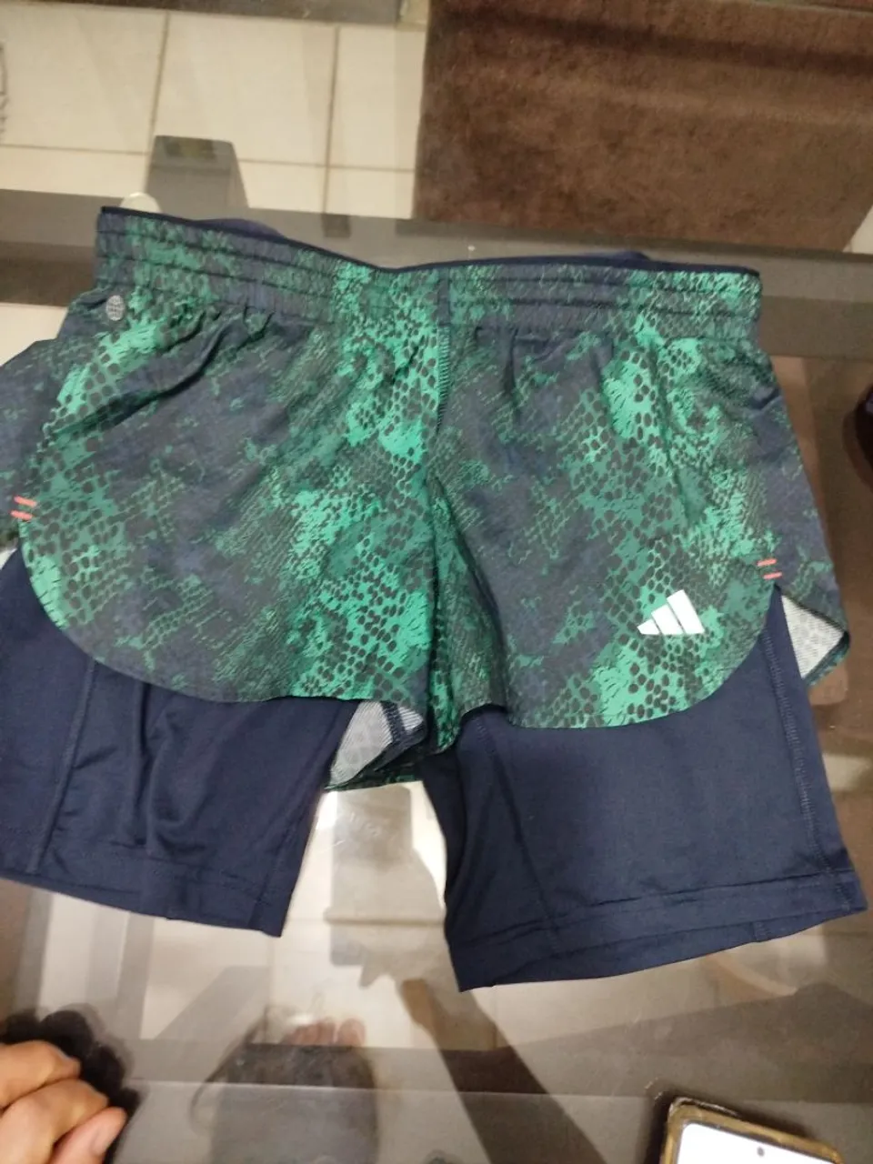 Short Adidas de corrida 2 em 1 Berlim - Tamanho M