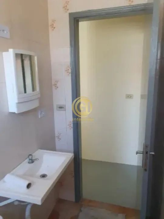 OPORTUNIDADE ÚNICA! IMÓVEL DE 450 M² COM GARAGEM EM JACAREÍ SP - Foto 4