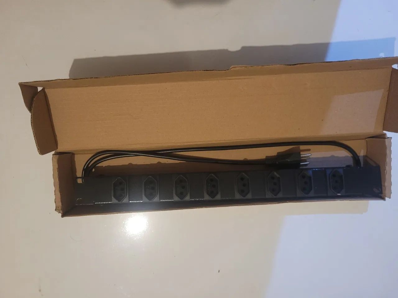 Régua de tomadas para Rack de TI e uso geral - Foto 3