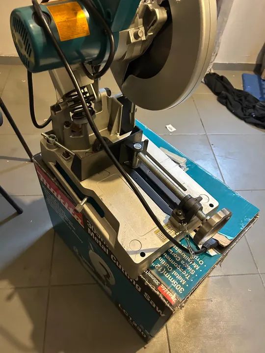 Serra de corte de metal Makita 305mm (12'') - Foto 3
