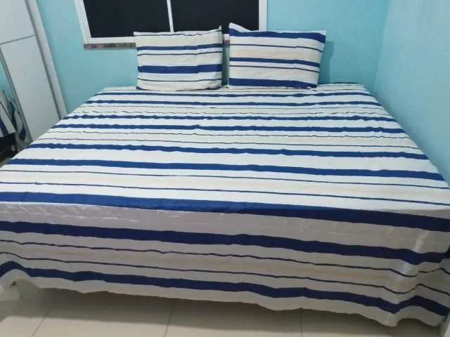 Vende-se Lençóis de algodão para cama de casal + duas fronhas