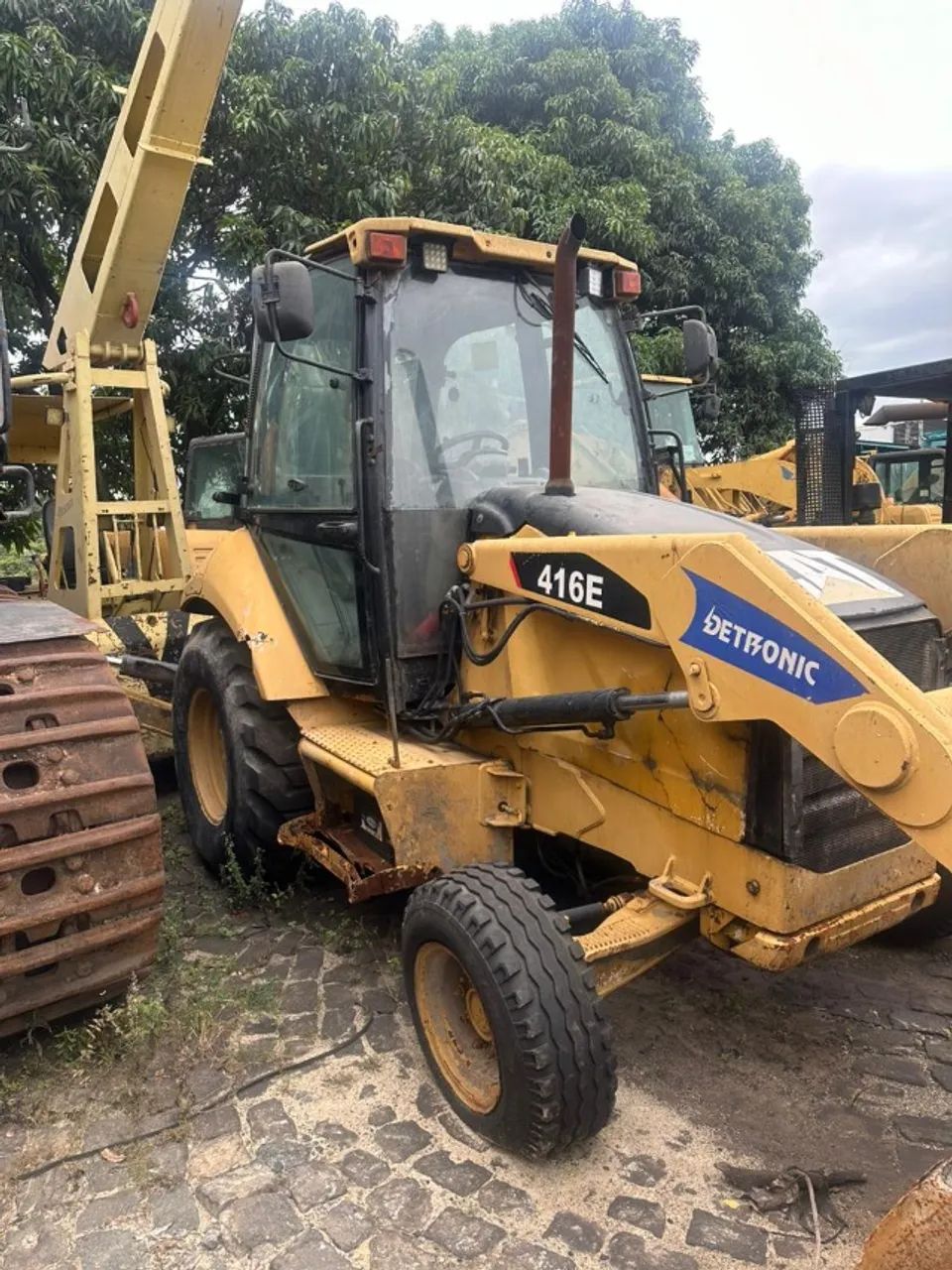 Retro Escavadeira Caterpillar 416E 2014