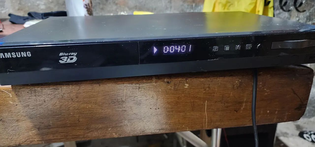 Blu-ray 3D Samsung leia a descrição abaixo 