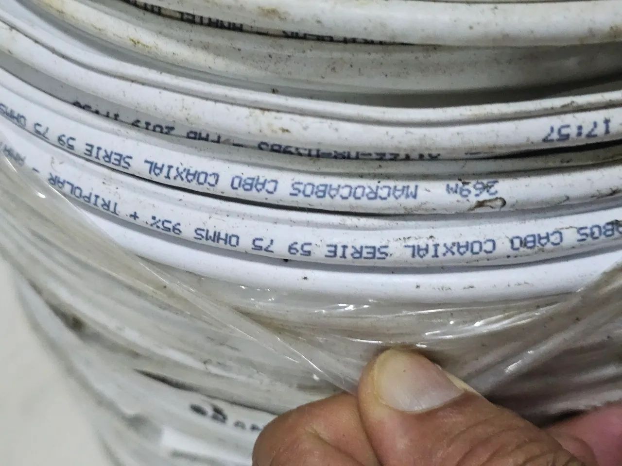 Rolo de 300m  de cabo coaxial 