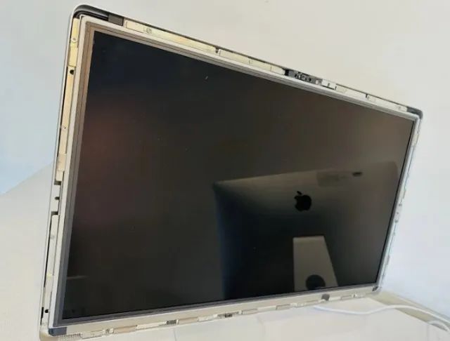 monitor thunderbolt apple