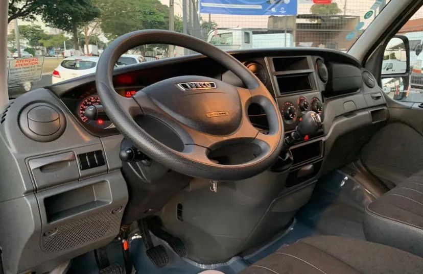 Iveco Daily bau ano 2019  - Foto 3
