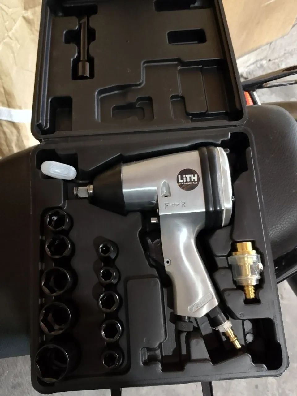 Chave de Impacto Pneumática LITH com Maleta