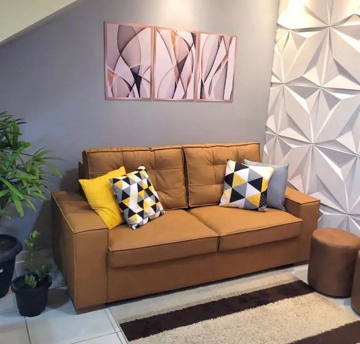 Sofá 2 Lugares com Detalhes Decorativos