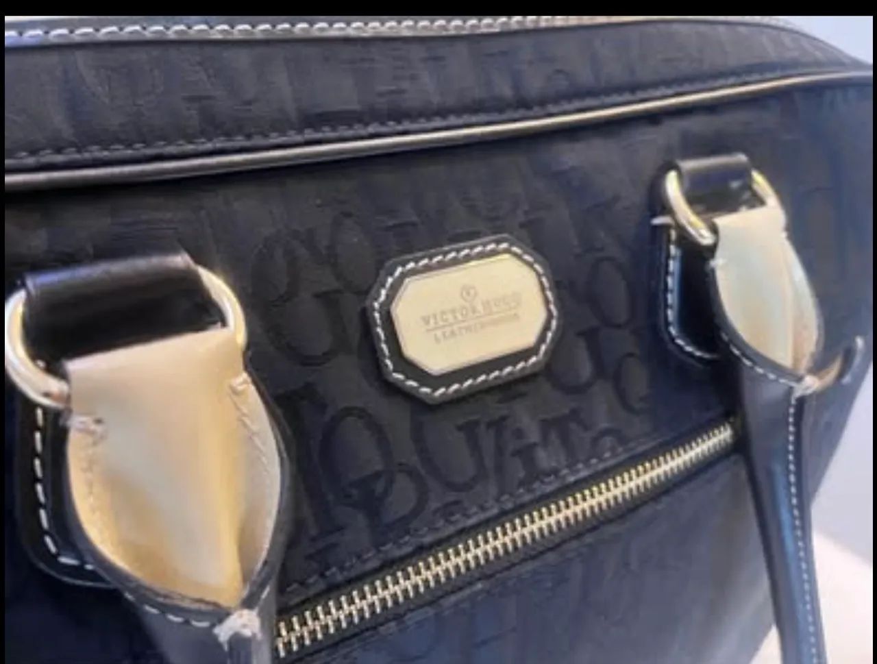 Bolsa Feminina Preta executiva Vitor Hugo - Foto 2