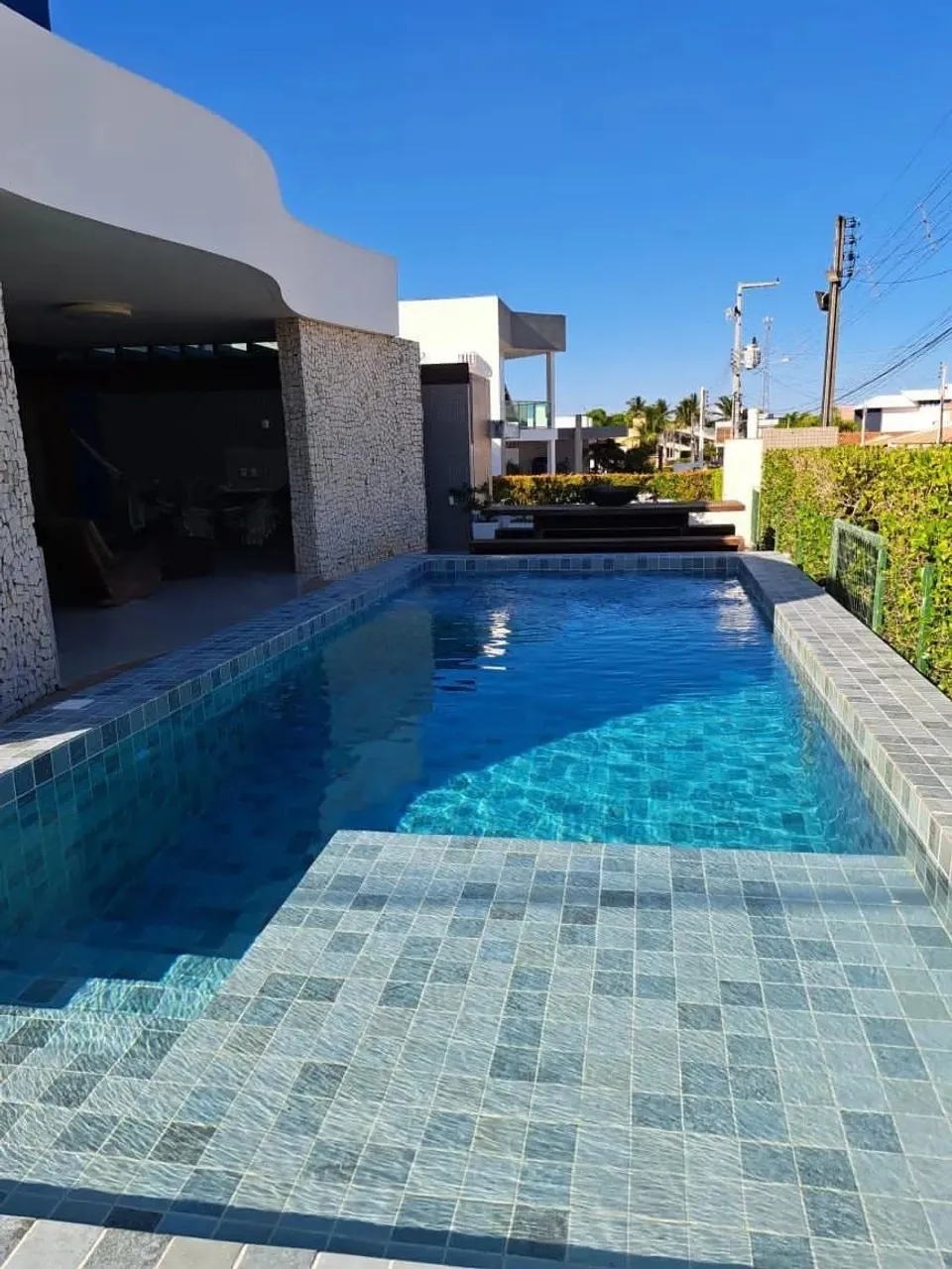 Alugo Excelente casa na Barra de São Miguel em Condomínio Fechado!
