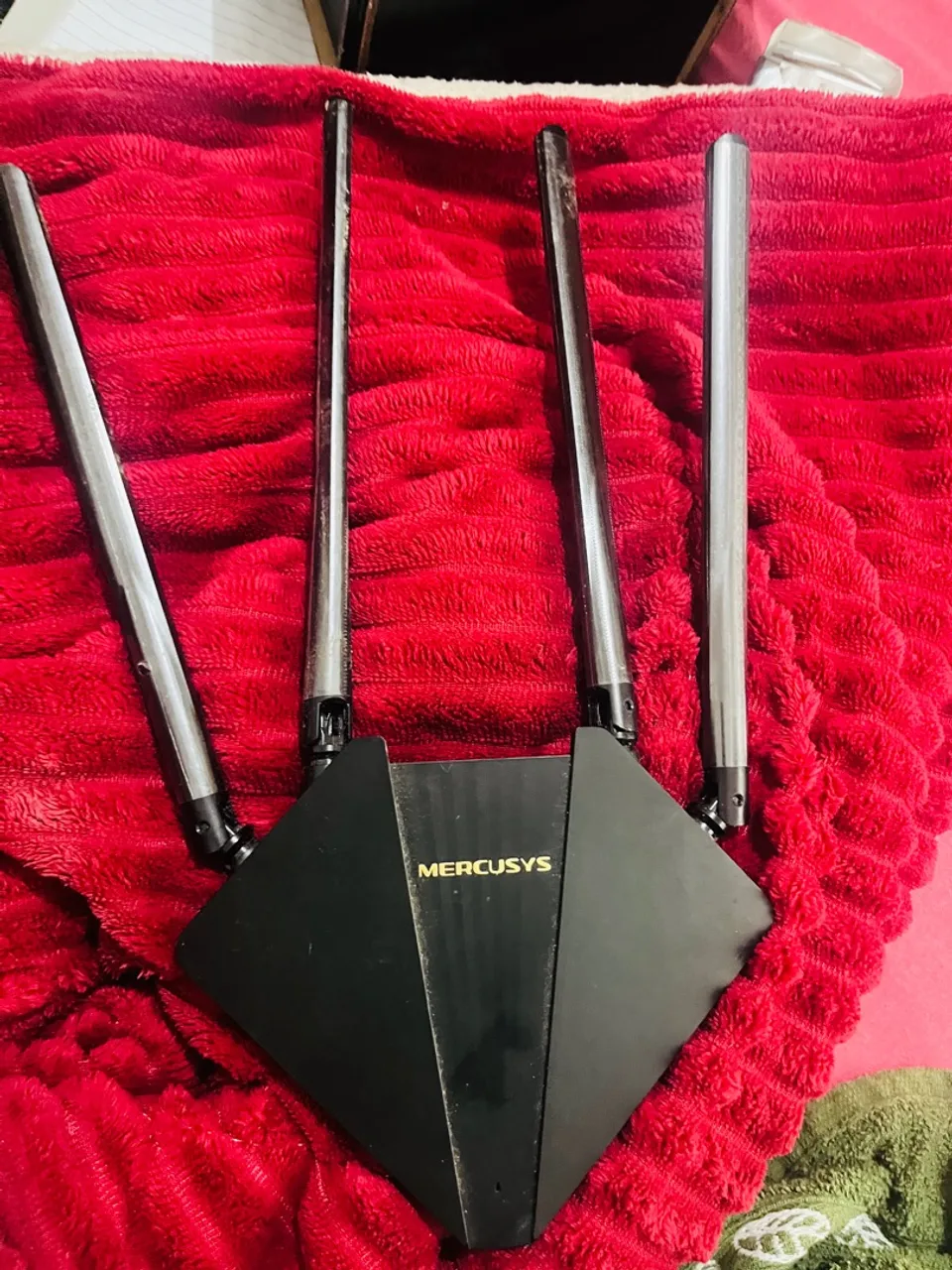 Roteador Wireless Gigabit Dual Band AC1200 - MERCUSYS MR30G
