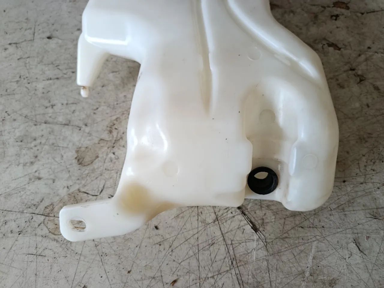 Reservatorio Parabrisa Ford Ka 1.0 3cc 2015  - Foto 2