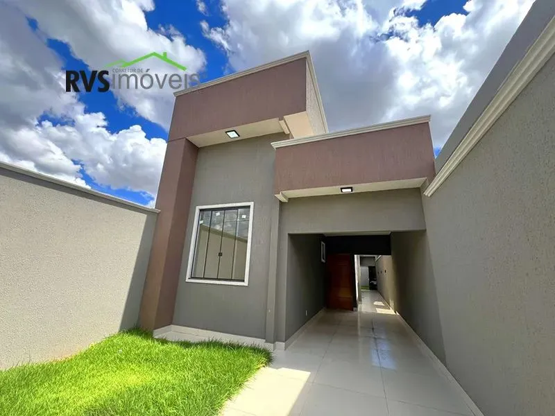 Casa a venda em Vila Maria - Aparecida de Goiânia - GO. Perto da Vila Brasília. Nova!